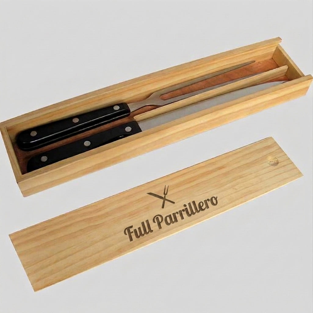 Juego de cuchillo y trincheta en caja de madera con impresión o grabado opcional. El regalo parrillero ideal para el Día del Padre.