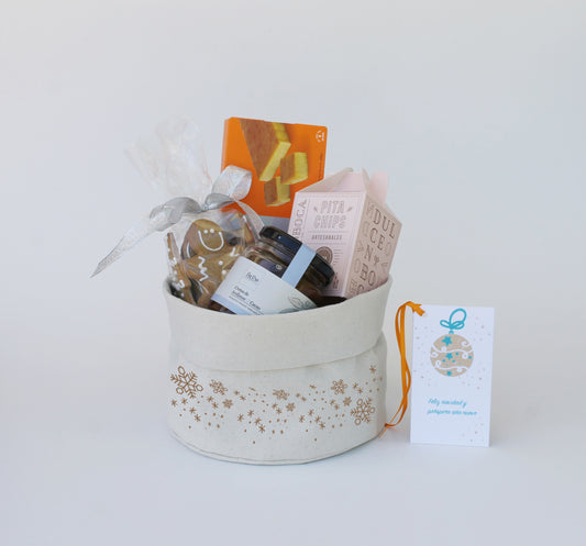 “Regalo Dulce Navidad con panera de algodón, turrón y galletas navideñas – Aporta Imagen Chile”