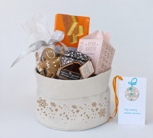 “Regalo Dulce Navidad con panera de algodón, turrón y galletas navideñas – Aporta Imagen Chile”