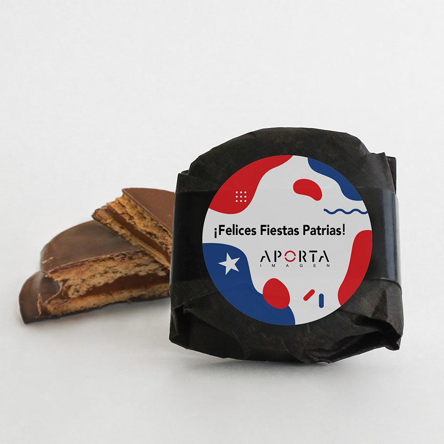Delicioso alfajor cubierto de chocolate con sticker de saludo y logo corporativo. Un regalo corporativo con sabor chileno, ideal para celebraciones y eventos.