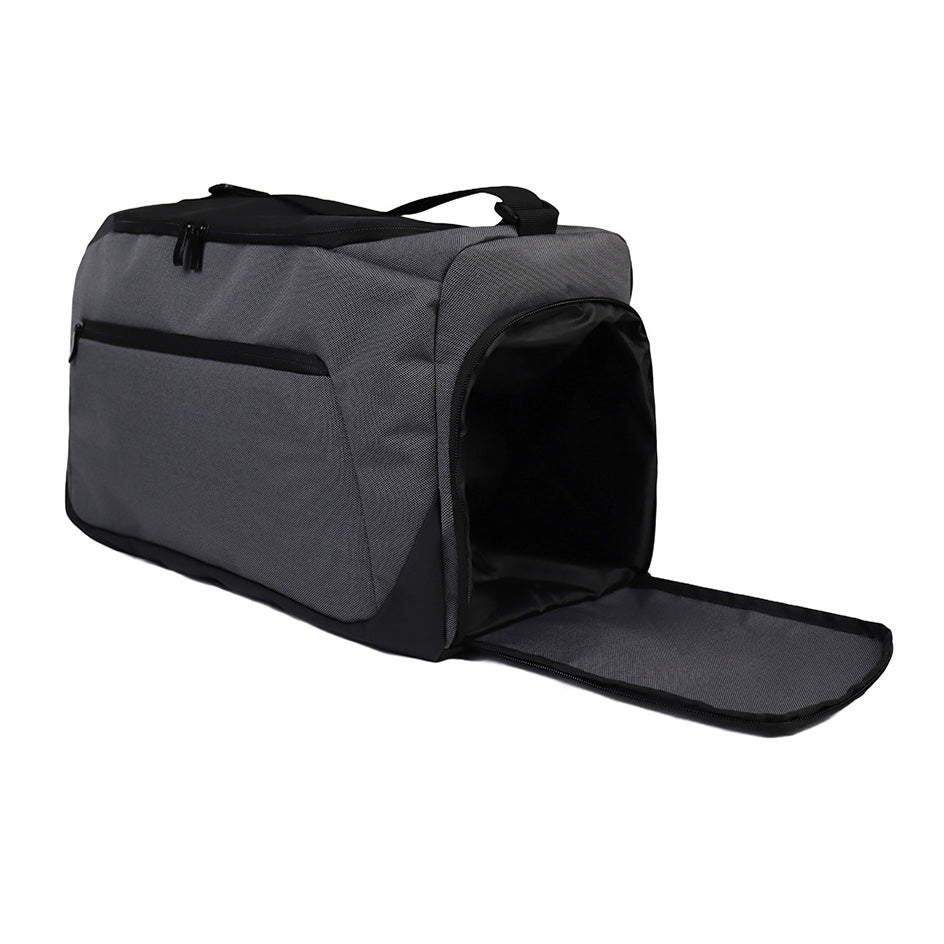 Bolso deportivo y de viaje fabricado en poliéster 300D/PVC con capacidad de 30 litros. Personalizable con logo corporativo bordado o impreso. Ideal para empresas, promociones, eventos deportivos y regalos corporativos.