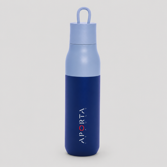Botella térmica bicolor de acero inoxidable con doble pared sellada al vacío. Mantiene bebidas calientes hasta 8 horas y frías hasta 12 horas. Ideal como regalo corporativo.