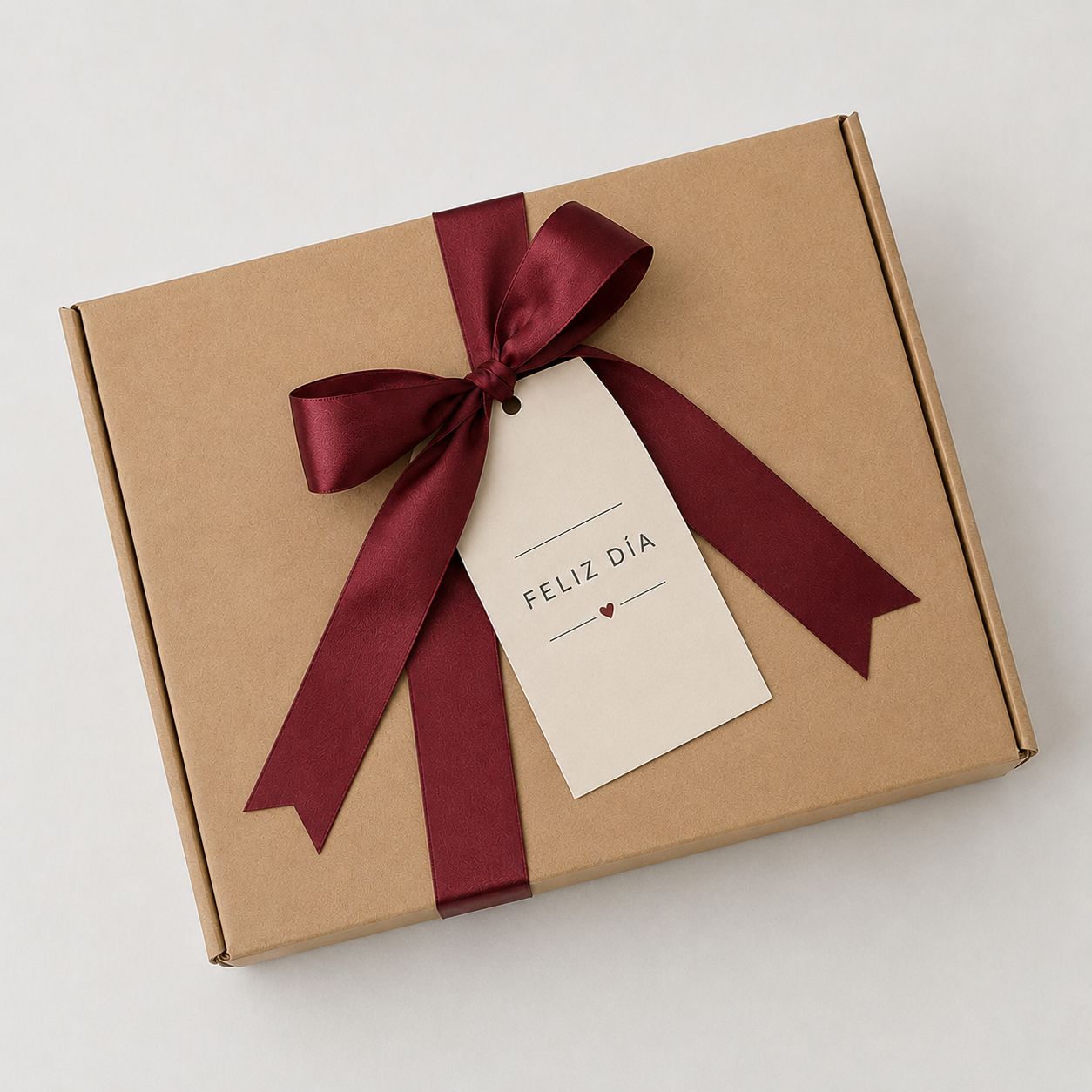 Caja de aperitivo gourmet Fusión Nativa. Deliciosa selección de marcas premium: Receta del Abuelo, Los Tilos y Nat Crackers listas para regalar a tus colaboradores. Presentado en una linda caja de cartón kraft, cinta y tarjeta de saluco corporativo.