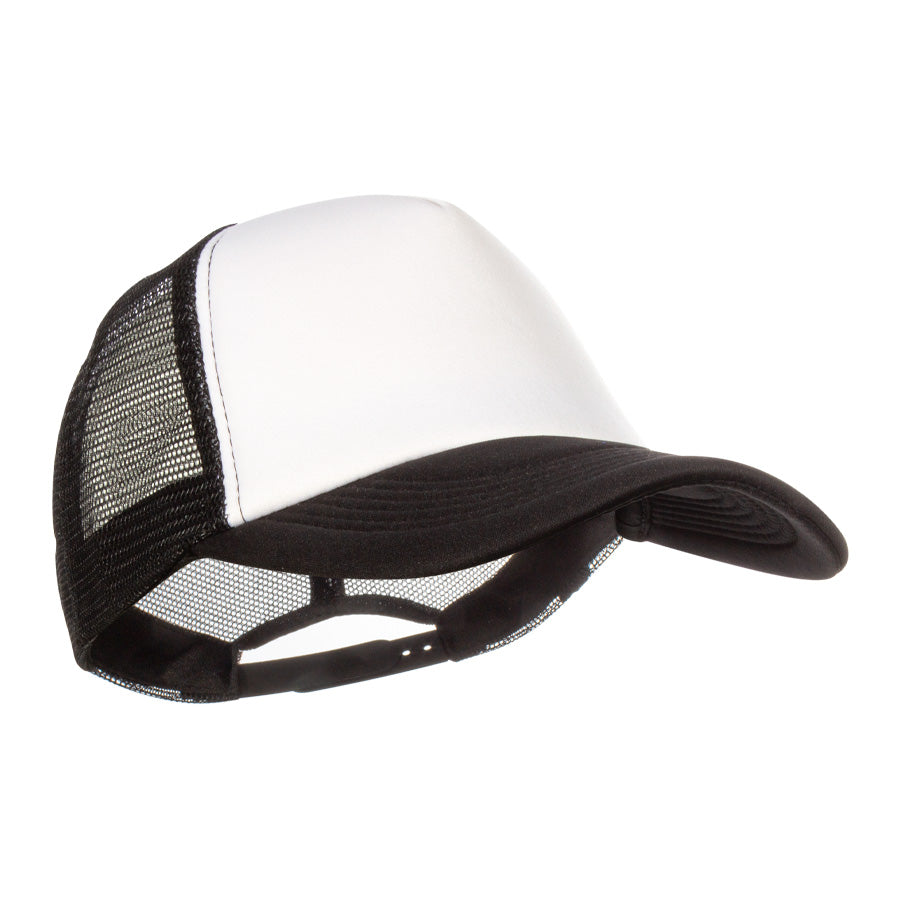 Jockey de poliéster sponge con malla, fresco y resistente. Ideal para uniformes corporativos y outdoor. Personalizable con bordado o impresión.