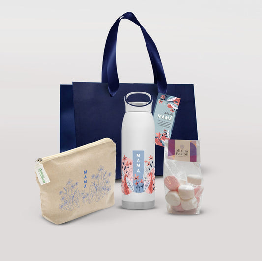 Un mimo para mamá: Botella térmica personalizada, neceser de algodón reciclado y suaves marshmallows. El equilibrio entre cuidado y dulzura para tu equipo. Cotiza con Aporta Imagen.