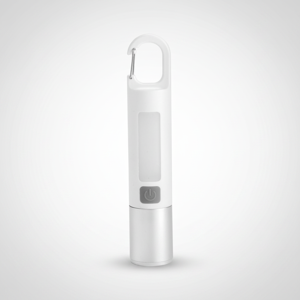 Potente linterna portátil recargable con luz de emergencia. Incluye mosquetón y cable USB. Diseño compacto. El regalo corporativo ideal para outdoor y seguridad. Personalizable. Cotiza aquí.