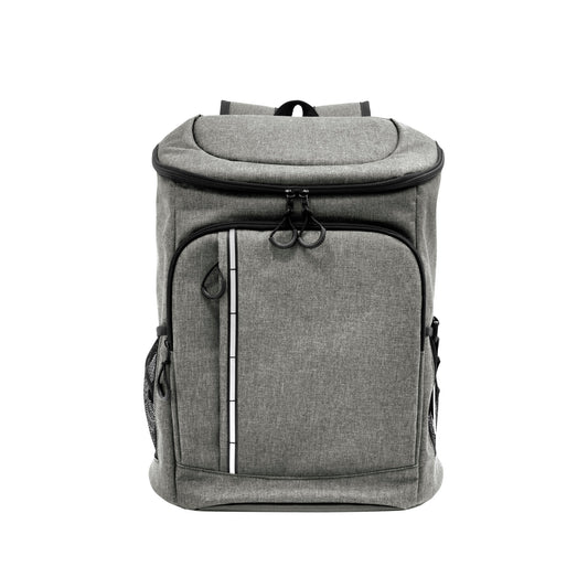 Mochila cooler térmica de 18 litros con interior aislante PEVA, múltiples bolsillos, destapador extraíble y correas acolchadas. Ideal como regalo corporativo para actividades al aire libre. Cotiza con nosotros el regalo de fiestas patrias para tu colaborador.
