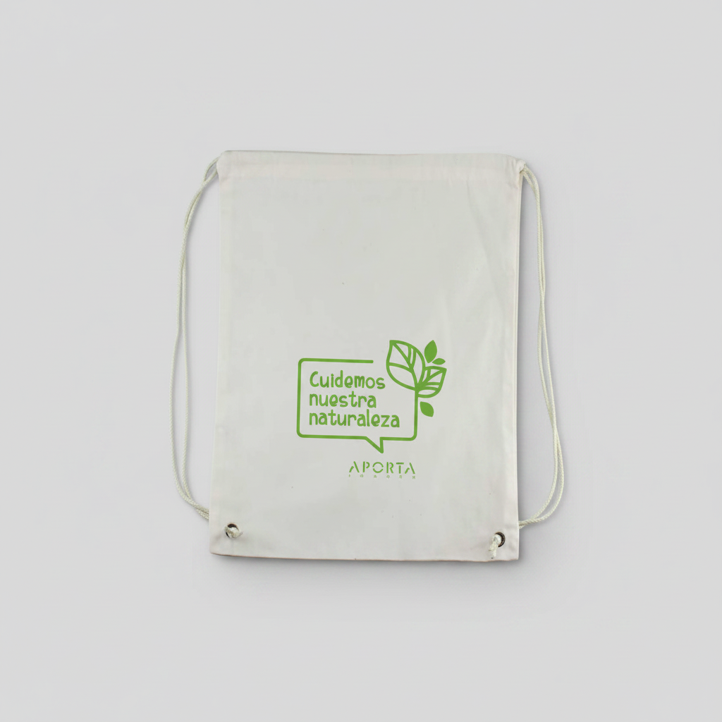 Mochila de Poly-Cotton natural con cierre de cordón y diseño liviano. Ideal para eventos, promociones y regalos corporativos personalizados con logo.