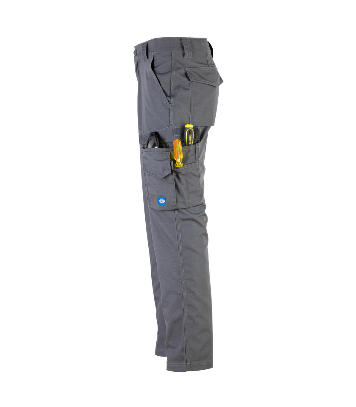 Pantalón cargo alerce hombre con triple costura y alta resistencia. Ideal para trabajo outdoor y uniformes corporativos. Personalizable con logo.
