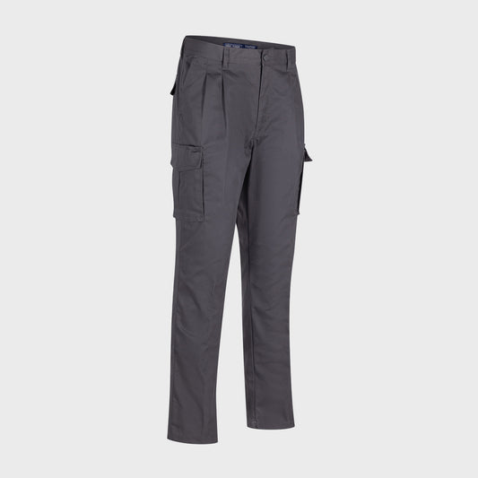 Pantalón cargo classic hombre, diseño clásico con múltiples bolsillos. Ideal para uniformes corporativos y trabajo en terreno. Personalizable con logo.