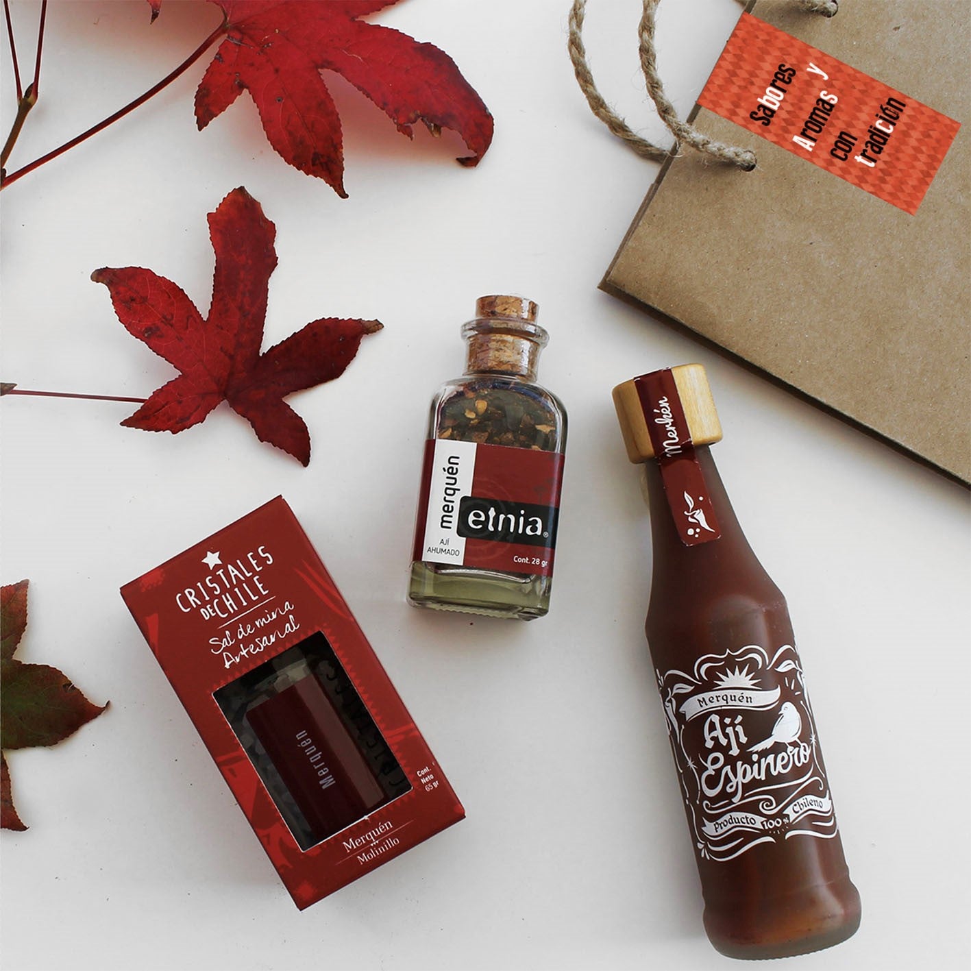 Regalo gourmet con sales especiadas, condimentos Etnia y ají artesanal para disfrutar una experiencia llena de sabor y aromas.