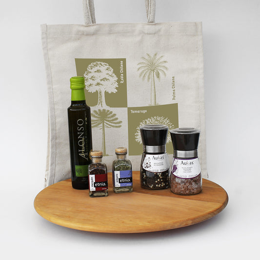 Regalo corporativo de lujo: Set gourmet con tornamesa de Lenga grabada, aceite ultra premium y mix de especias. Bolso de algodón personalizado. El regalo ideal para el Día del Trabajador. ¡Cotiza hoy!